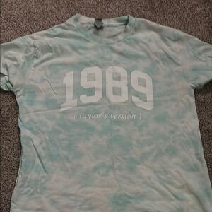 Taylor Swift 1989 T-shirt